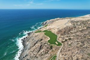 Quivira 5th Aerial Hole